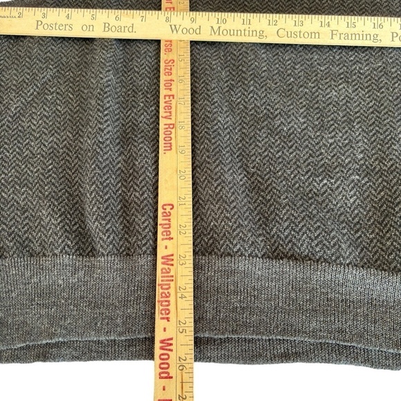 Vintage Eddie Bauer 100% Merino Wool Gray Herringbone Sweater Vest Mens Large - Picture 5 of 8